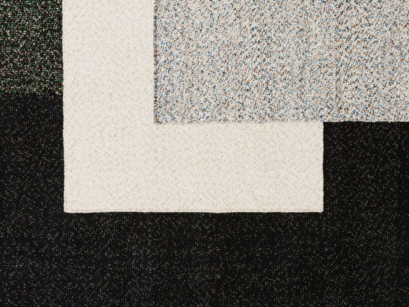 Edge detail of the Polli recycled plastic rug – durable and sustainable